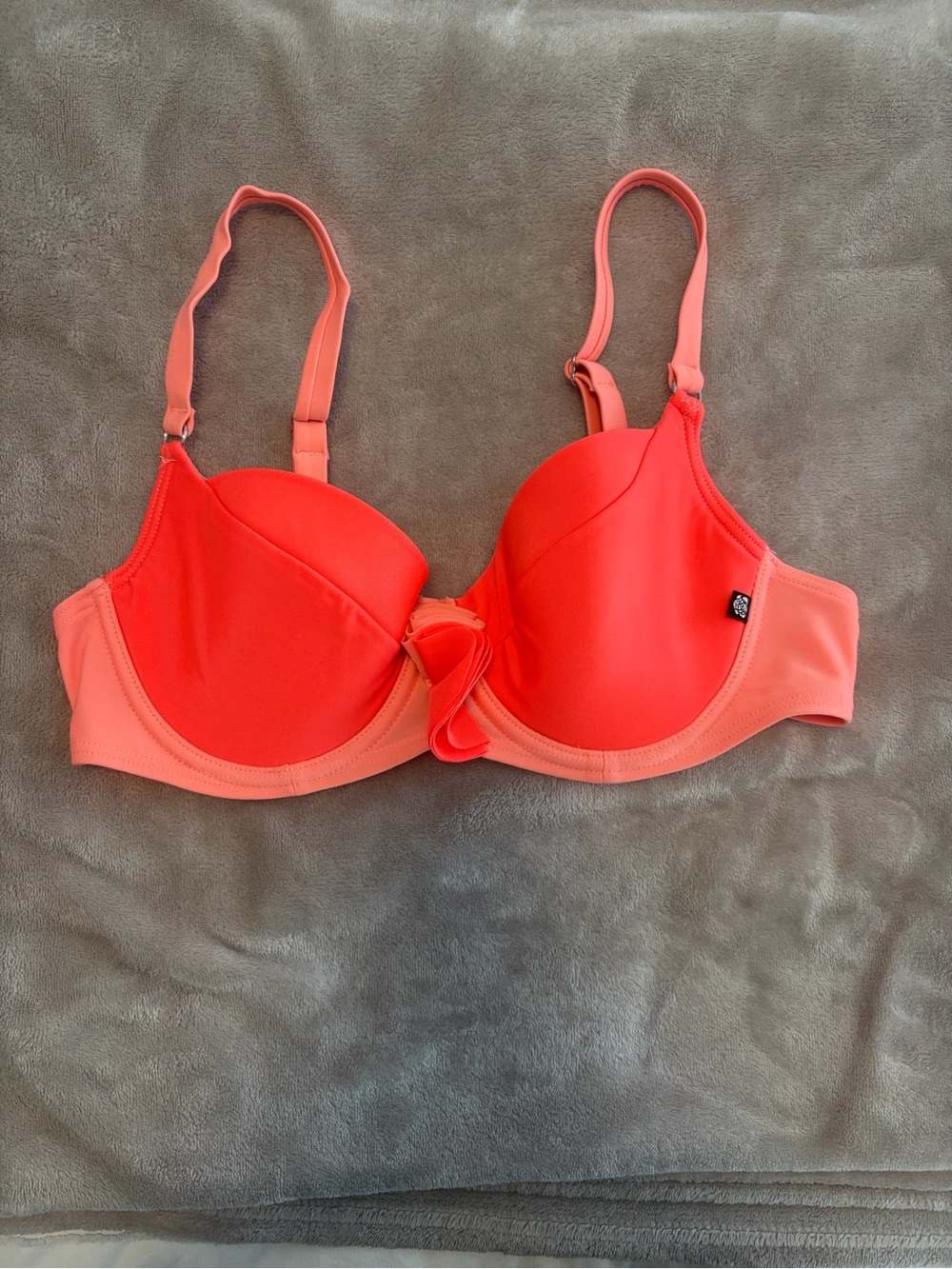 La Vie En Rose Coral and Peach Padded Bikini Top medium